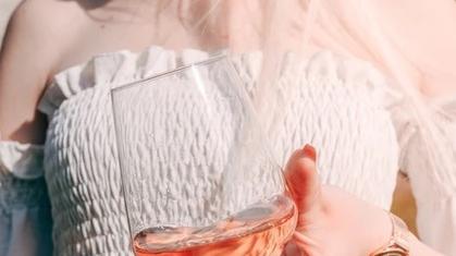 Valtenesi in rosa: vino e non solo