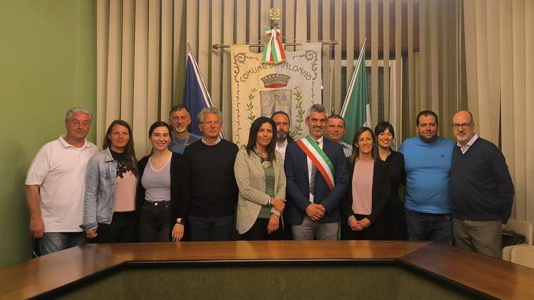 Malonno Foto di gruppo per la squadra del sindaco confermato Giovanni Ghirardi