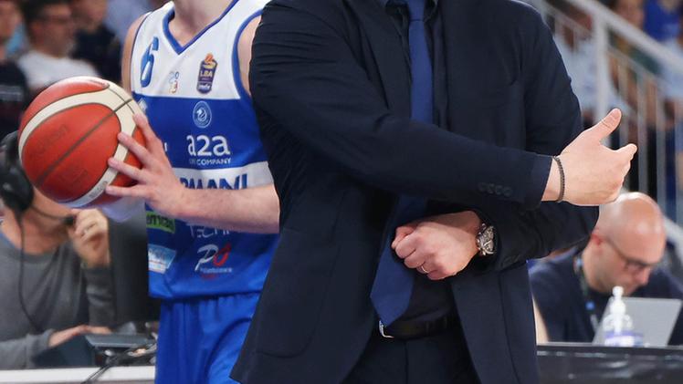 Coach Alessandro Magro: dalla sua conferma passa il mercato di Brescia