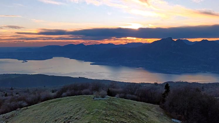 Da Malga Zocchi  Vista panoramica sul  lago di Garda