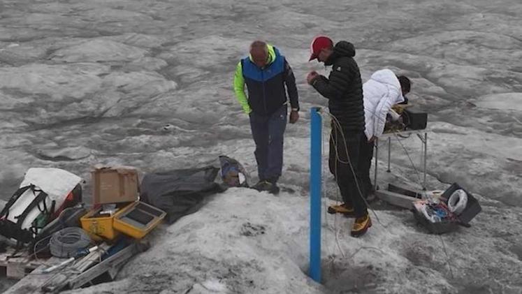 Prosegue il monitoraggio sul ghiaccio dell'Adamello sulla Punta Venerocolo