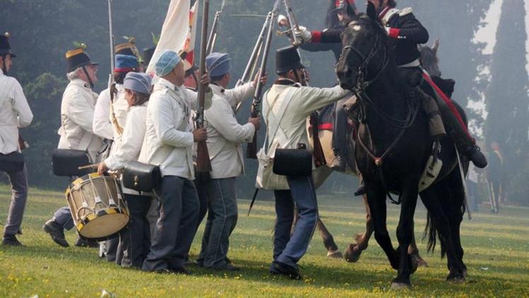 La cavalleria sardo-piemontese travolge la fanteria austro-ungarica: si rievoca la battaglia del 1859
