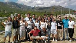 
 Il gruppo di giovani e adulti di S.Apollonio che &#232; partito da pochi giorni per il &#171;campo di lavoro&#187; in Albania