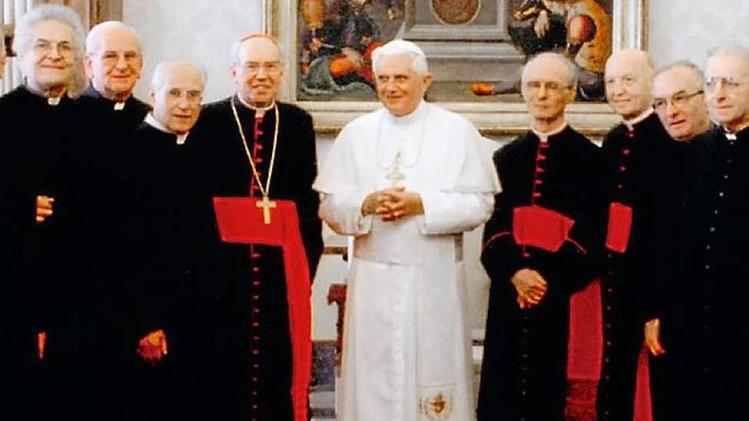 Il Cardinal Re al fianco di Benedetto XVI il 20 giugno del 2007
