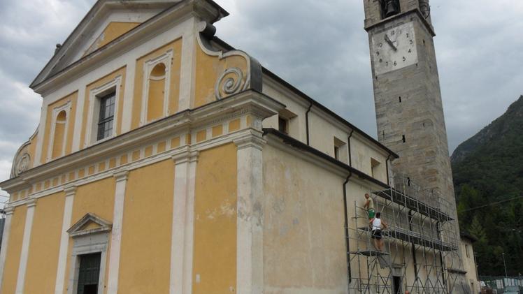 La parrocchiale dei santi Pietro e Paolo: già iniziato il restauro