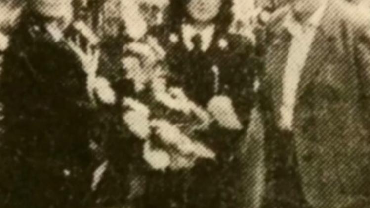 L’onorevole Tina Anselmi a destra in piazza Loggia in 28 maggio ’84