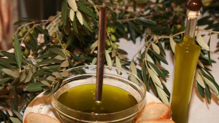 Olio extravergine d’oliva: Marone punta forte sul prodotto «Dop»