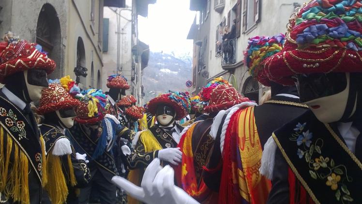 I «balarì», protagonisti assoluti del Carnevale di Bagolino: danze e riti si ripetono uguali da cinque secoli