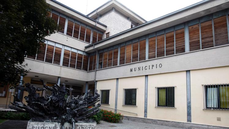 Il municipio di Pisogne: è scontro tra maggioranza e opposizione