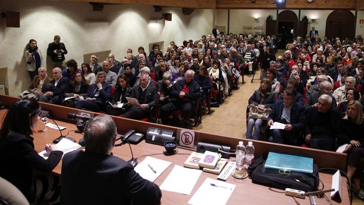Oltre 500 persone hanno affollato l’auditorium Capretti per l’evento della Fondazione San BenedettoMaurizio «Riro» Maniscalco, musicista e scrittore, si è trasferito negli Usa nel 1994 FOTOLIVE