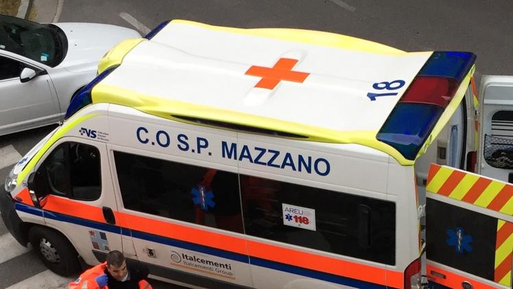 Un’ambulanza del Cosp di Mazzano in servizio per la collettività