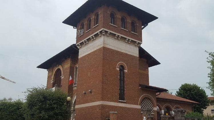 L’ingresso della ex materna futura casa delle associazioniL’ex municipio di Cizzago ospita ora solo l’Avis 
