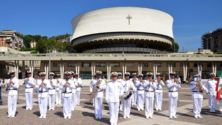 La banda della marina militare attesa a Montecampione