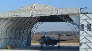 Un F-35 in «display» all’Aerobase in una foto del febbraio scorso