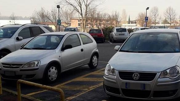 I parcheggi riservati ai disabili dell’ospedale di  Montichiari