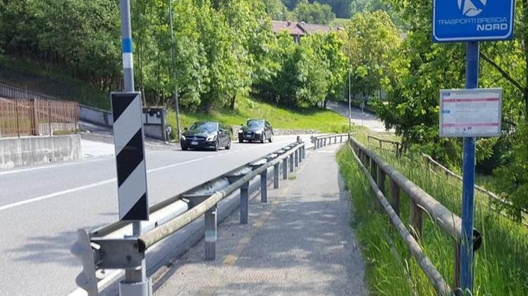 La nuova pista affiancherà a sbalzo la strada provincialeUn tratto del tracciato ciclopedonale già esistente a Lodrino