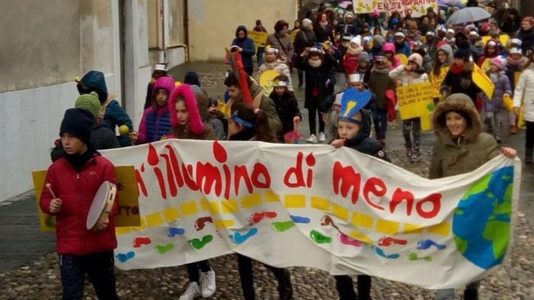 I ragazzini di Villa Carcina in marcia per l’ambiente