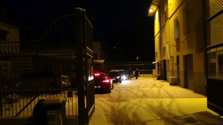 L’arrivo nella caserma di Edolo di  Stefano Gelmi: l’arresto dell’ex sindaco  di Malonno è scattato lunedì 