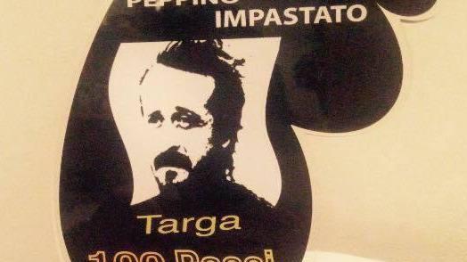 La targa «100 Passi» a Maffoni