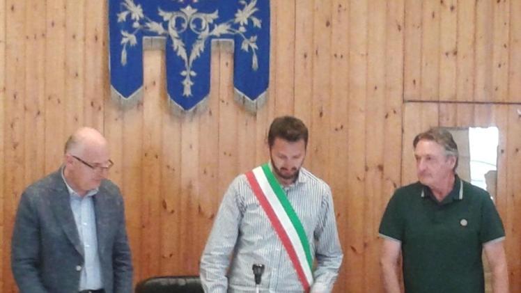 Il giuramento in aula del nuovo sindaco Ivan Faustinelli