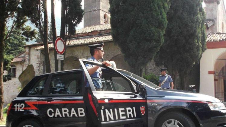 I  carabinieri hanno fermato  il marito  con l’accusa di tentato omicidio