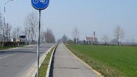  L’attuale pista ciclabile diretta a Frontignano di Barbariga 