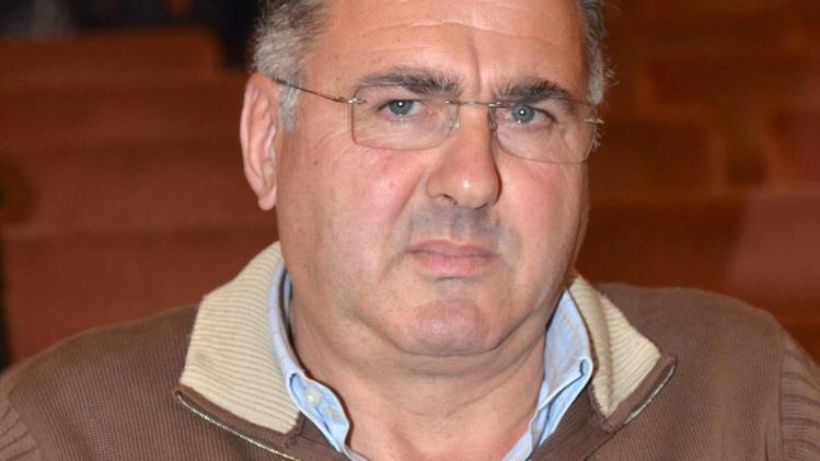 Le dimissioni «fantasma» agitano la vita politica di CaprioloIl sindaco Luigi Vezzoli
