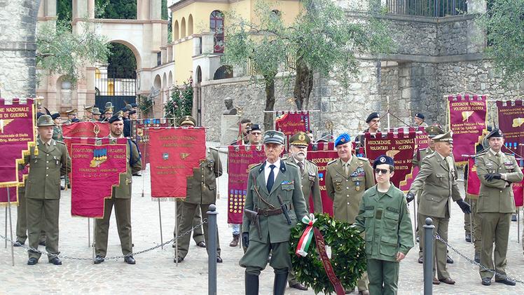 Un momento dell’adunata del centenario nella casa del Comandante A Gardone Riviera una giornata dedicata ai volontari di guerra italiani 