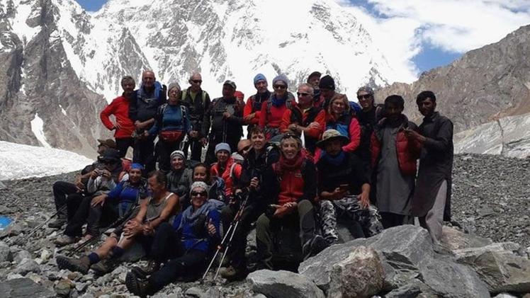 La fotografia ricordo in occasione del Trekking del K2