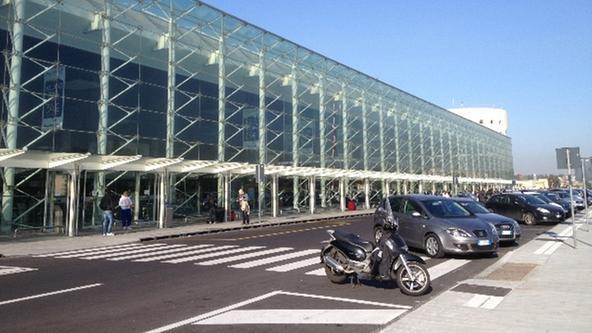 Il parcheggio dell'aeroporto di Catania