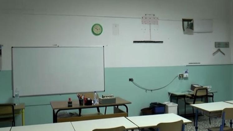 La scuola di Montecchio di Darfo è tornata nel mirino dei ladri I ladri sono fuggiti con una lavagna multimediale e un computer