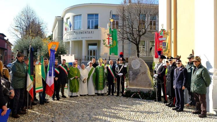 L’inaugurazione del cippo dedicato ai caduti di Nassiriya
