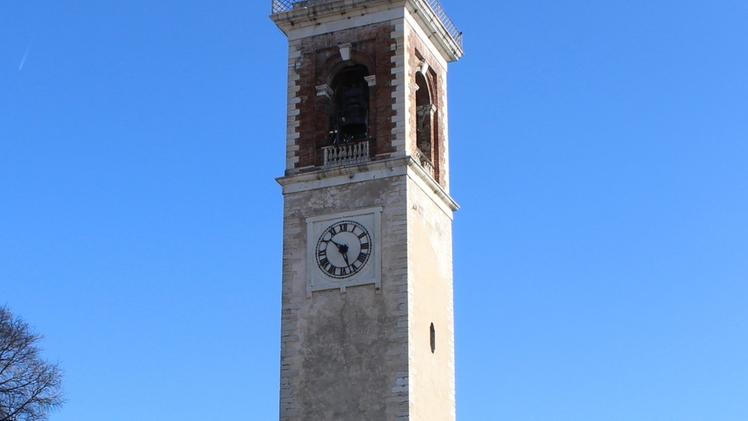 La torre di Puegnago, colpita da un fulmine il 7 agosto scorso