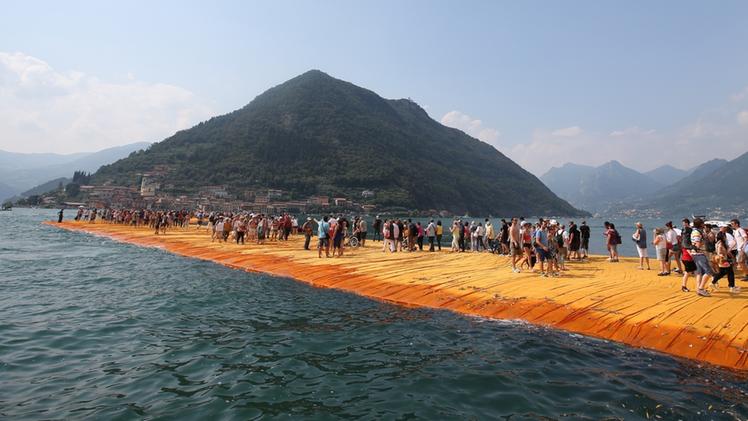 Floating Piers è stato un formidabile volano per il rilancio del turismo sul lago d’Iseo