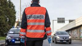I carabinieri hanno sorpreso due «furbetti» dell’autolavaggio 