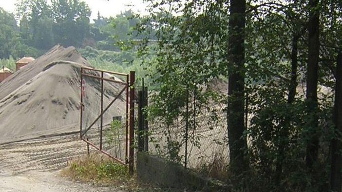 L’ingresso dell’ex area di escavazione a Chiari