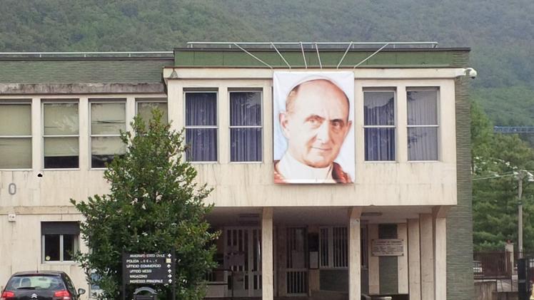 Il municipio di Concesio: esce dall’inchiesta l’ex sindaco Retali
