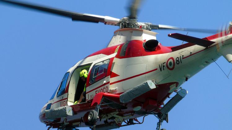 I Vigili del fuoco hanno chiamato anche l’elicottero: nessun riscontro