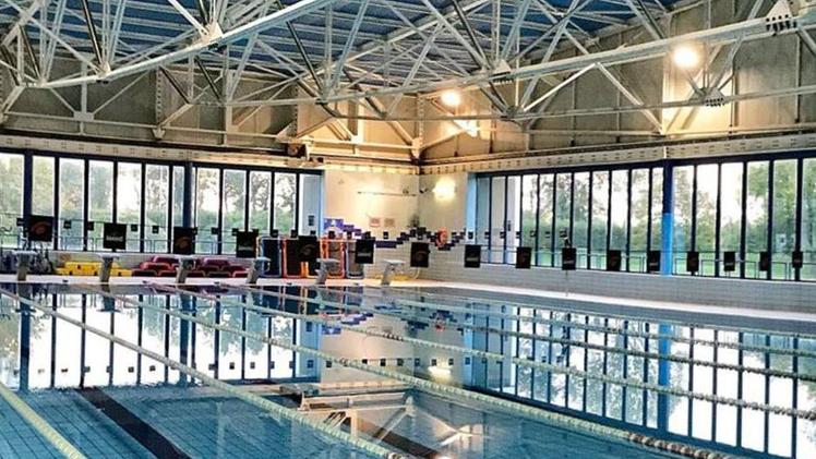 La piscina di Bagnolo Mella: la riapertura rimane un miraggio 