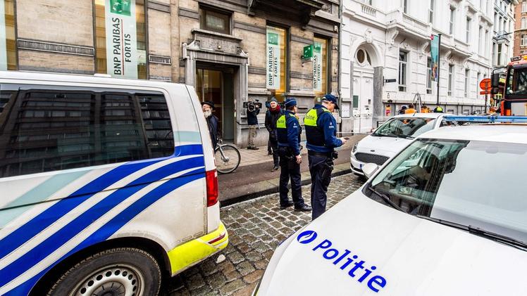 Il 61enne è accusato di sei assalti al bancomat  in Belgio 