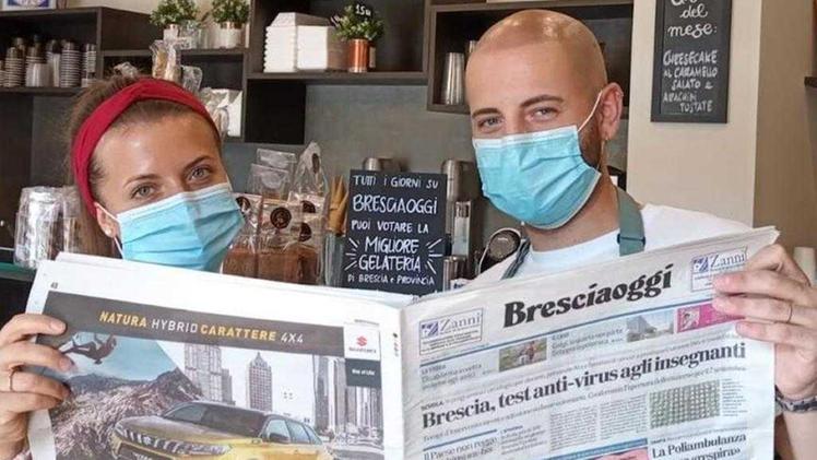 Francesco e Beatrice invitano tutti i clienti a partecipare per loro al contest di Bresciaoggi