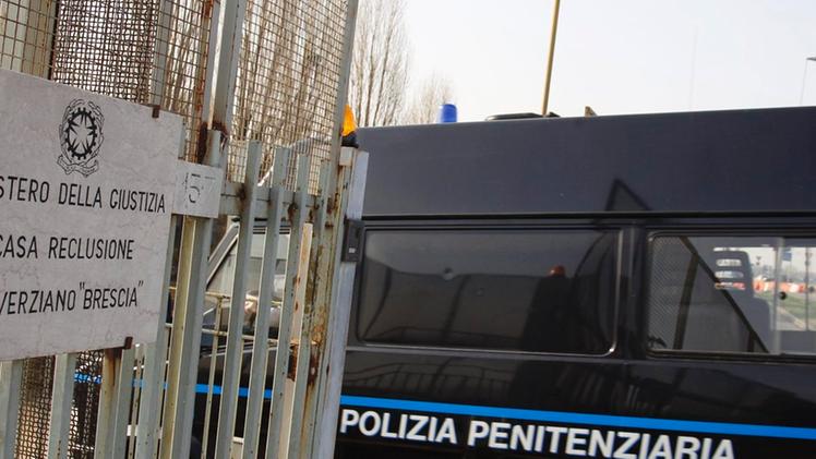 La stalker di Cividate è stata trasferita nel carcere cittadino di Verziano