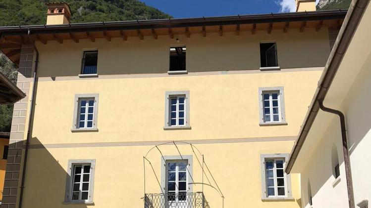 La facciata di Borgo Glazel appartenuto a una famiglia austriaca