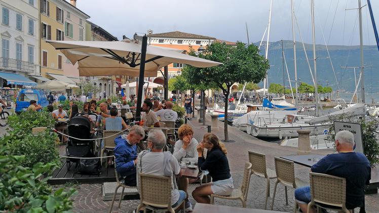 Turismo sul Garda: quest’anno si è invertita la proporzione storicamente consolidata fra ospiti stranieri e visitatori italiani