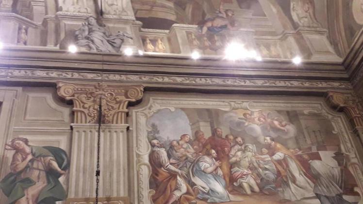 Un dettaglio degli affreschi esaltati dalla nuova illuminazione 