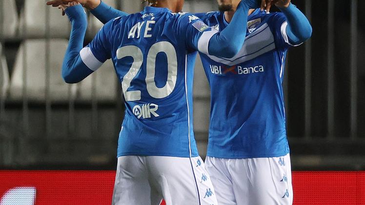 Emanuele Ndoj, doppietta, con Florian Ayé, un gol: i primattori del primo successo stagionale del Brescia, venerdì sera contro il  Lecce FOTOLIVE