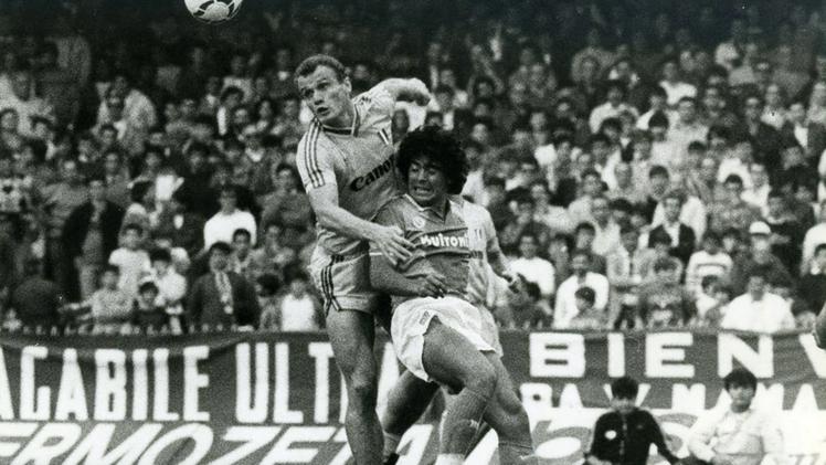 Briegel e Maradona si sfidano al San Paolo