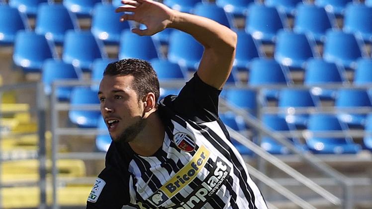 Michele Cavion, 26 anni, centrocampista dell’Ascoli FOTOLIVE