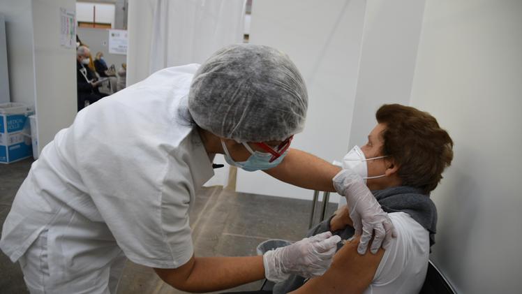 Ancora troppi gli over 80 che non hanno dato l'adesione al vaccino nella città di Brescia