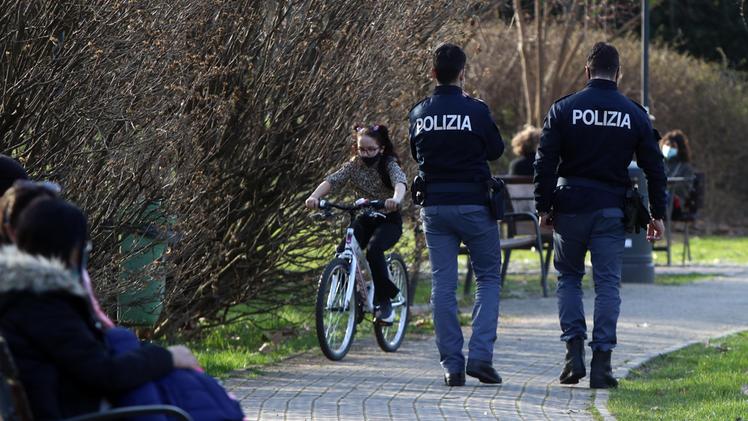 I controlli della Polizia di Stato nei parchi di Brescia